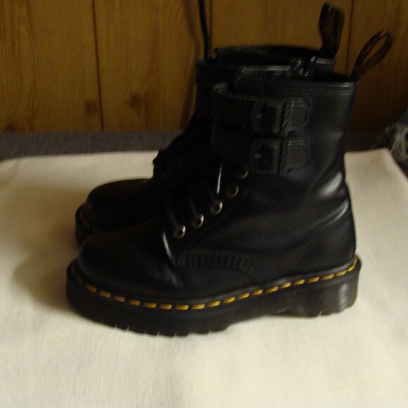 Women's Doc Martin Air Wait Boots - Picture 4 of 6
